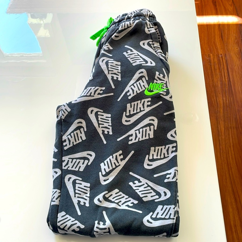 Boy's Nike sweatpants.
